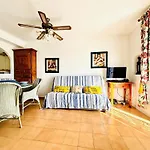 Casa En Roses: Terraza, Jardin, Parking - Es-258-170