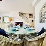 Casa En Roses: Terraza, Jardin, Parking - Es-258-170 *